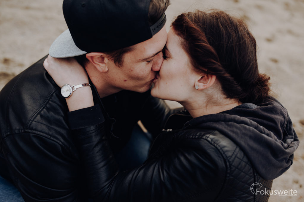 Paarfotografie Kuss Closeup