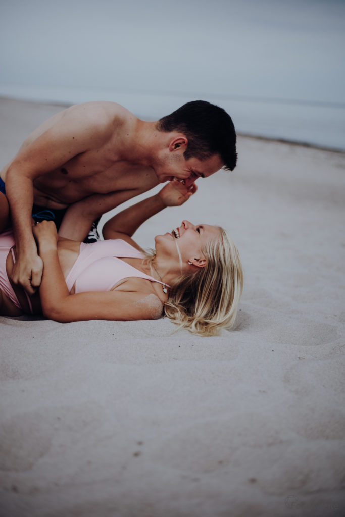 Paarfotos am Strand von Grömitz