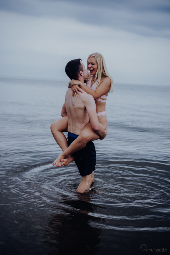 paarfotografie Ostsee am Strand bei Grömitz